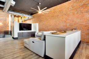 Downtown Quincy Condo with Washington Park Views!